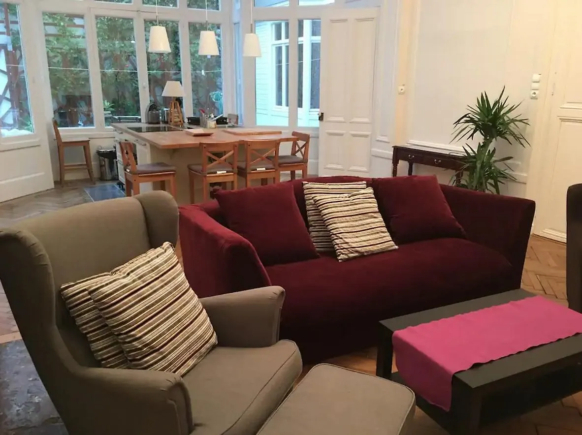Vieux Lille Porte De Gand Bienvenue Chez Nestyou, Lille Apartment
