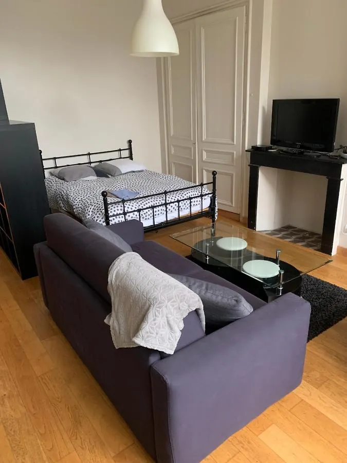Vieux Lille Porte De Gand Bienvenue Chez Nestyou, Lille Francie